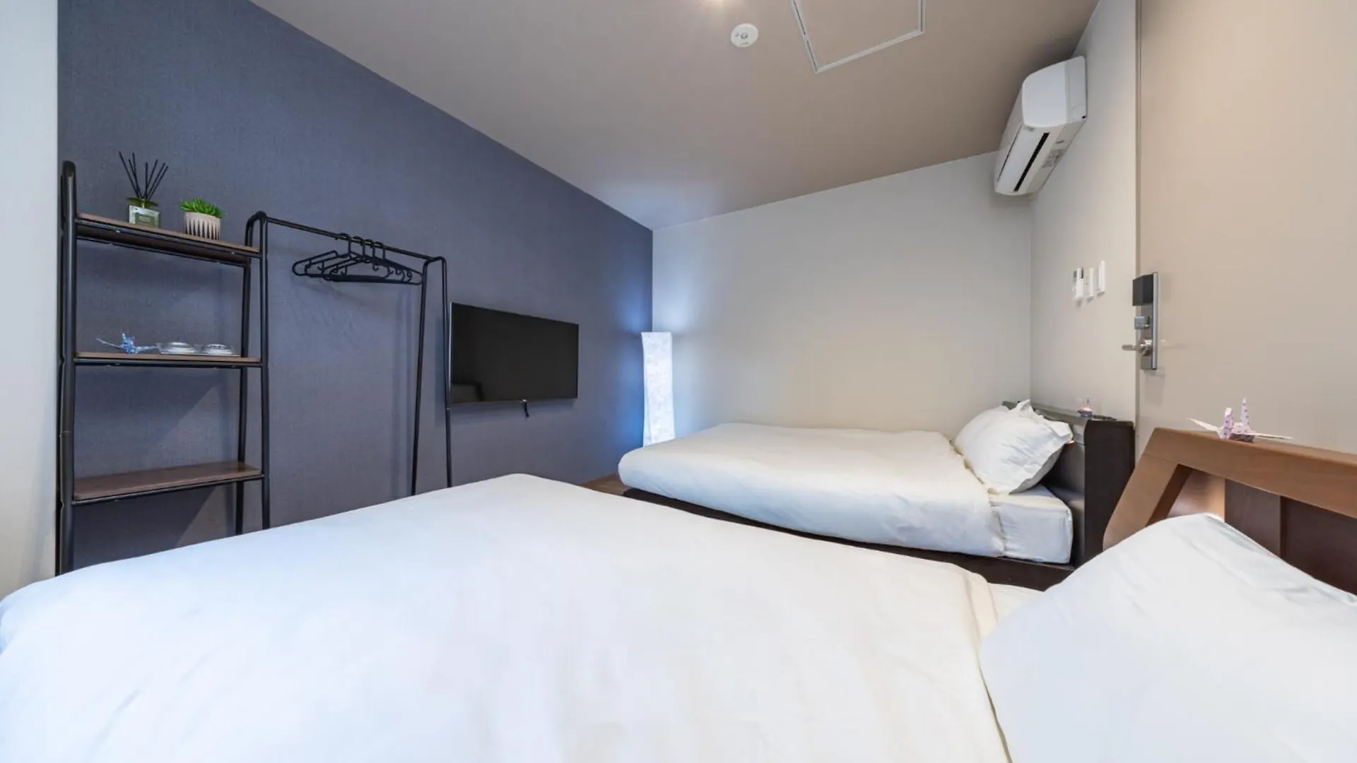 Yadokari Namba Hotel - Vacation Stay 83969V Osaka 0*,