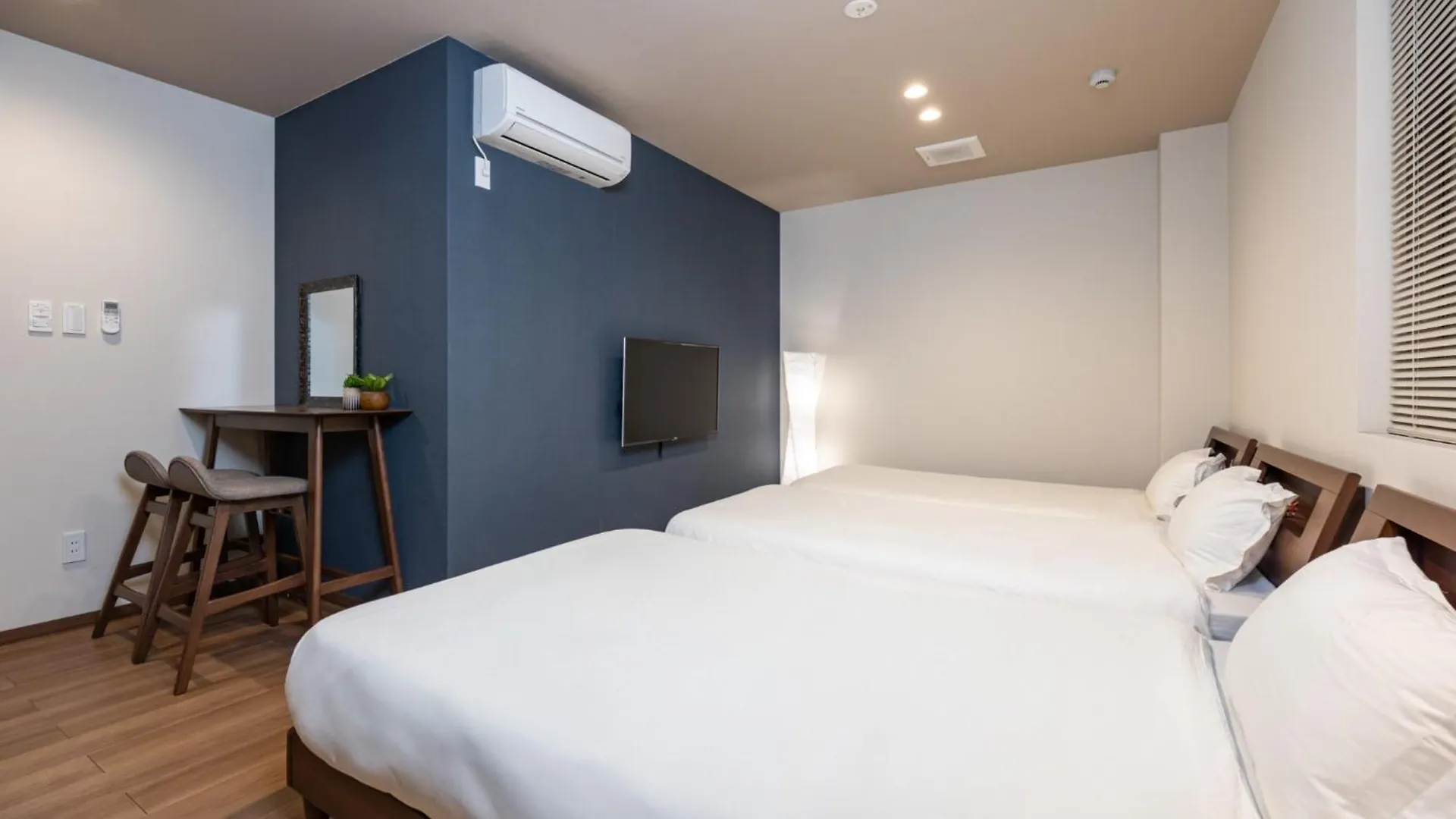 Yadokari Namba Hotel - Vacation Stay 83969V Osaka 0*,  Japan