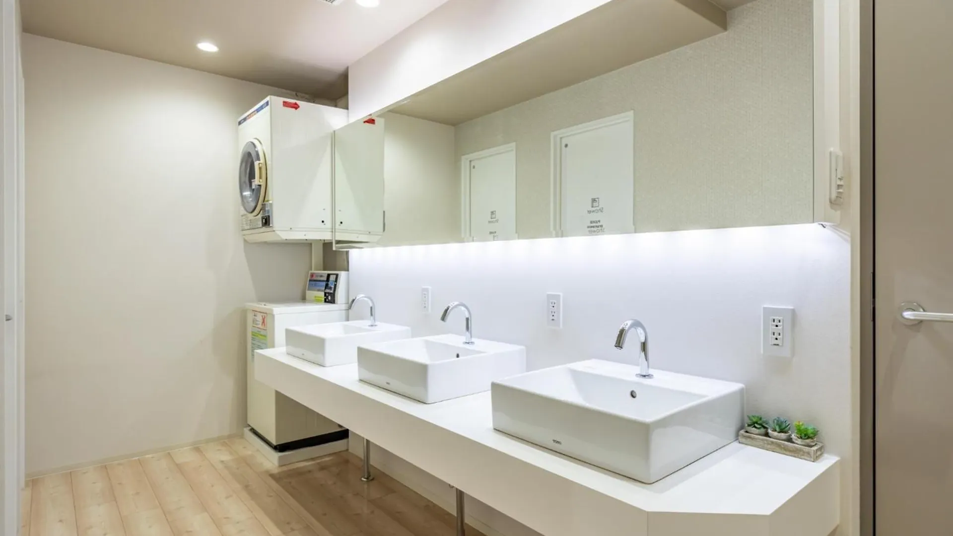 Yadokari Namba Hotel - Vacation Stay 83969V Osaka 0*,