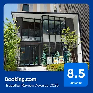 Grids Premium Namba Osaca
